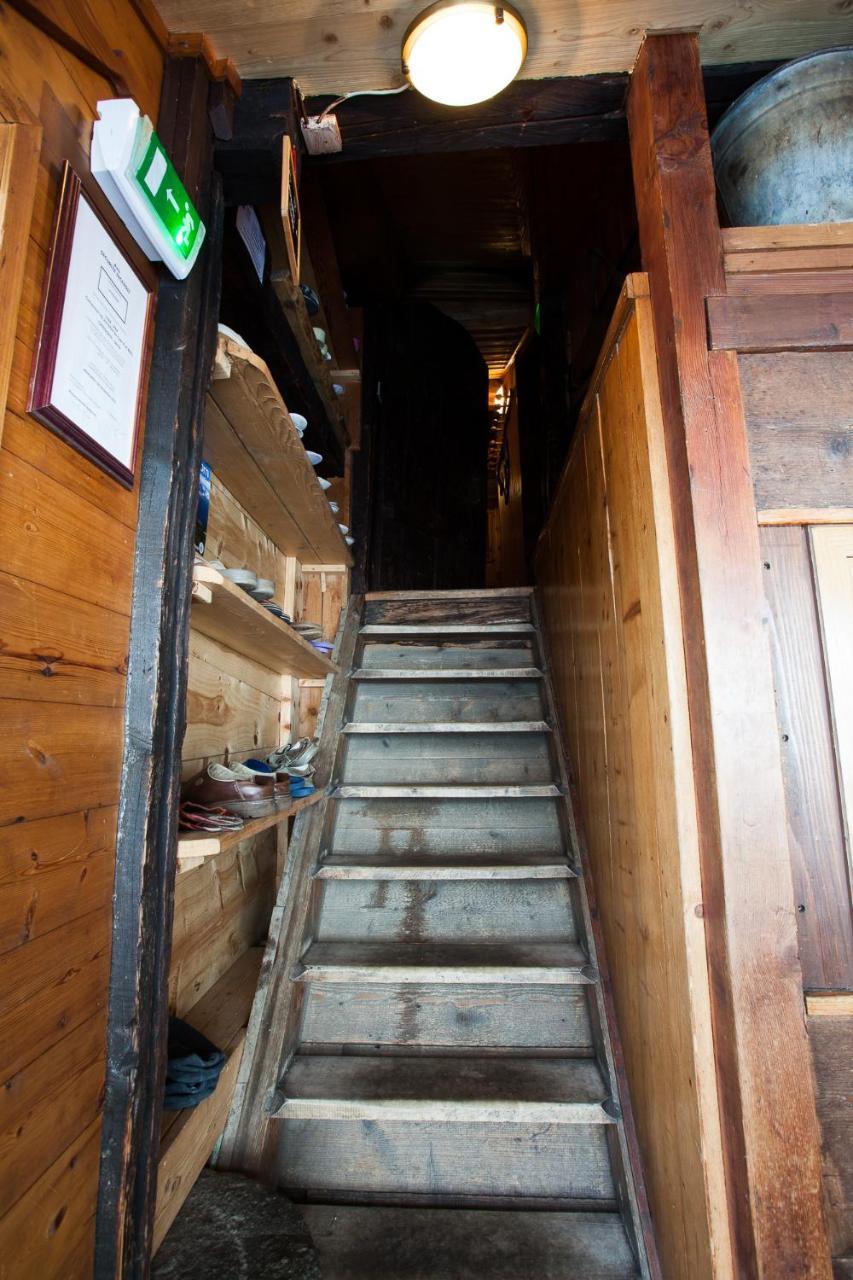 Auberge La Boerne Chamonix Bagian luar foto